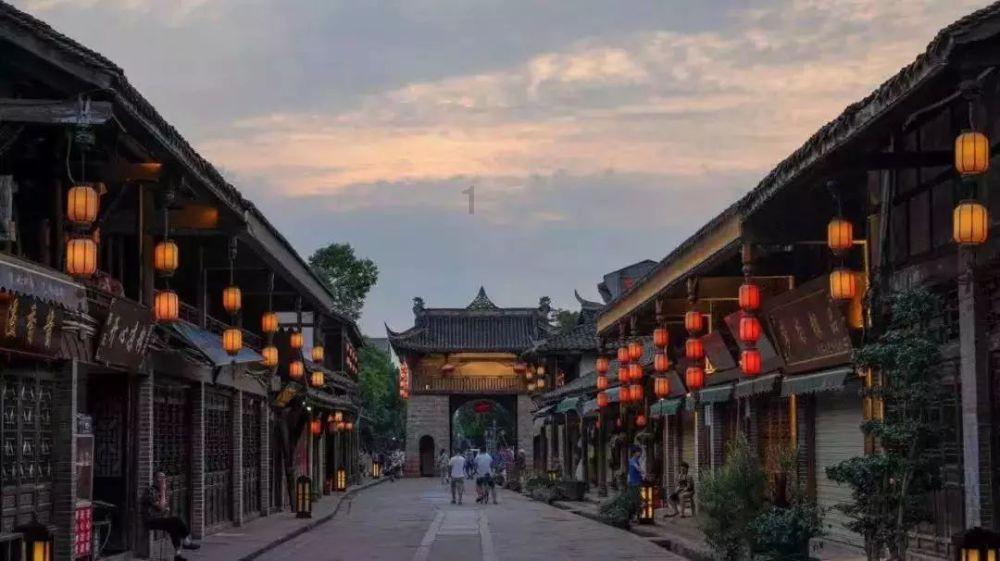 【新春走基层】贵安新区葵花山村春联送到家|迎春送祝福